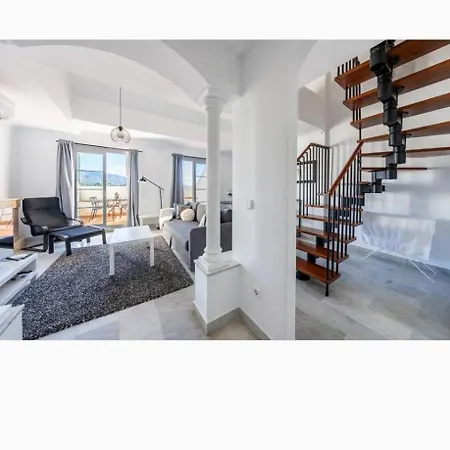 - Nueva Andalucia Aloha Estates Marbella