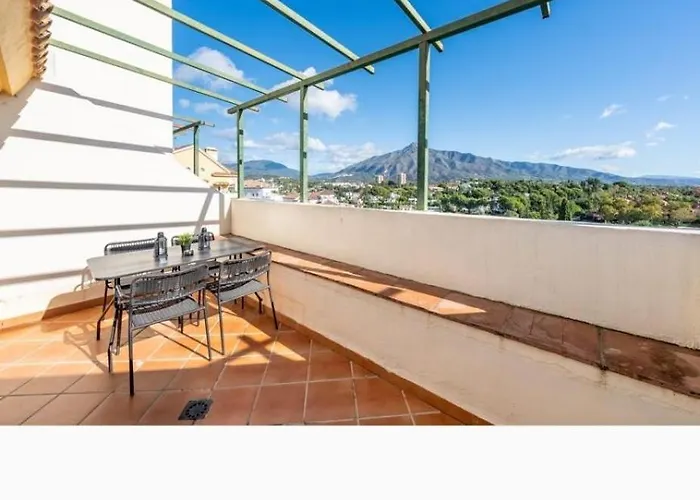 - Nueva Andalucia Aloha Estates *