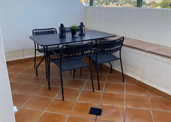 - Nueva Andalucia Aloha Estates *