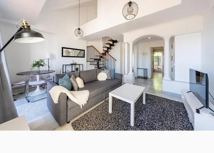 - Nueva Andalucia Aloha Estates * Marbellac